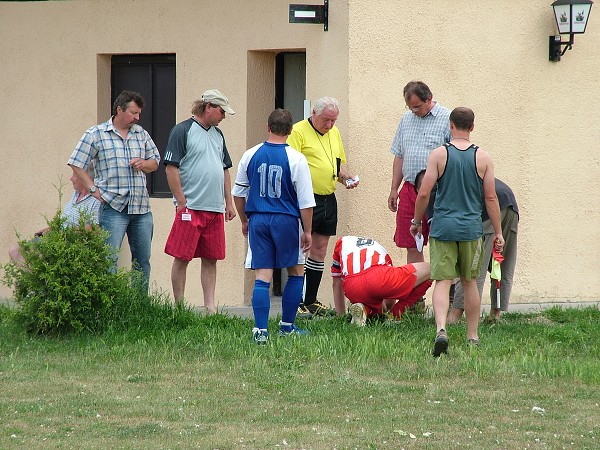 Fotbal - sobota 26.5.2007