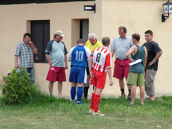 Fotbal - sobota 26.5.2007