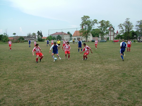 Fotbal - sobota 26.5.2007