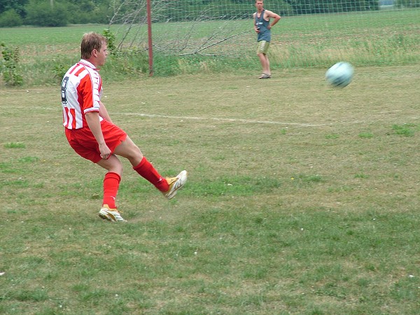 Fotbal - sobota 26.5.2007