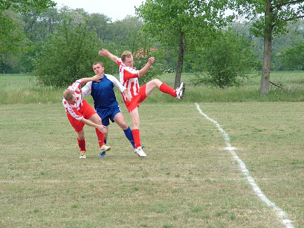 Fotbal - sobota 26.5.2007