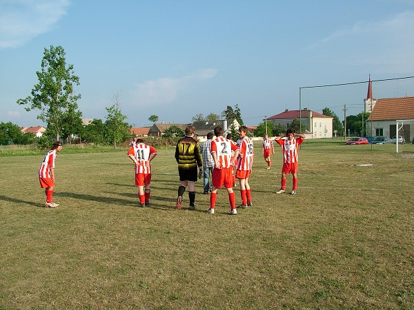 Fotbal - sobota 26.5.2007