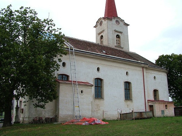 Oprava kostela - léto-podzim 2008