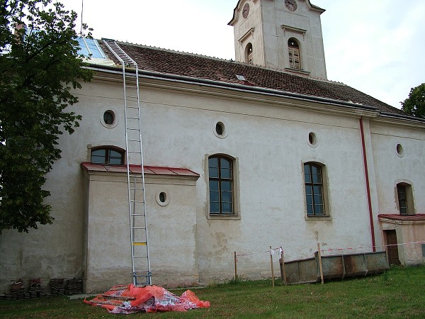 Oprava kostela - léto-podzim 2008