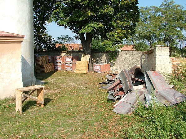 Oprava kostela - léto-podzim 2008