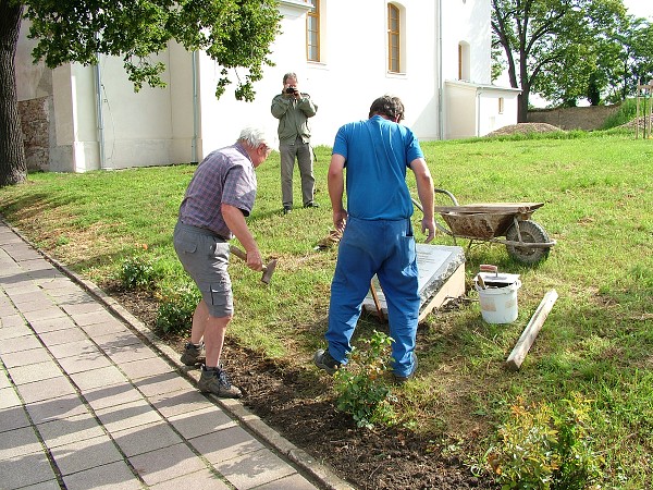 Položení pamětní desky - 25.7.2009