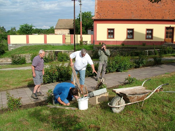 Položení pamětní desky - 25.7.2009