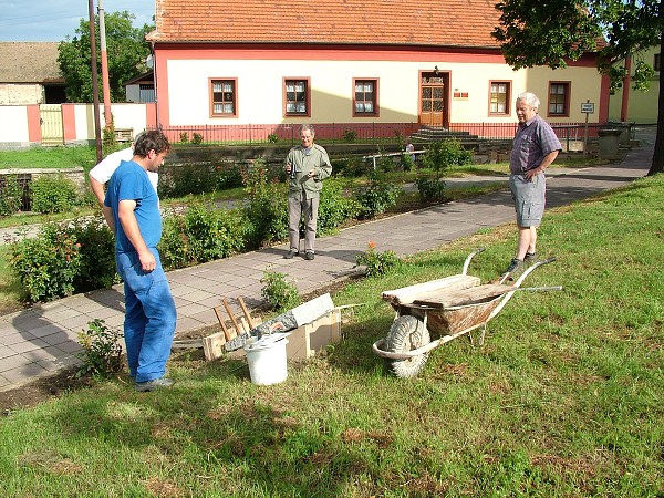 Položení pamětní desky - 25.7.2009