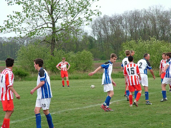 Fotbalový zápas - neděle 26.4.2009