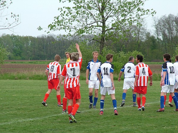 Fotbalový zápas - neděle 26.4.2009