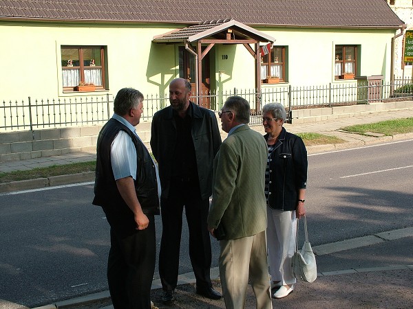 Sázení stromů - 2.5.2009