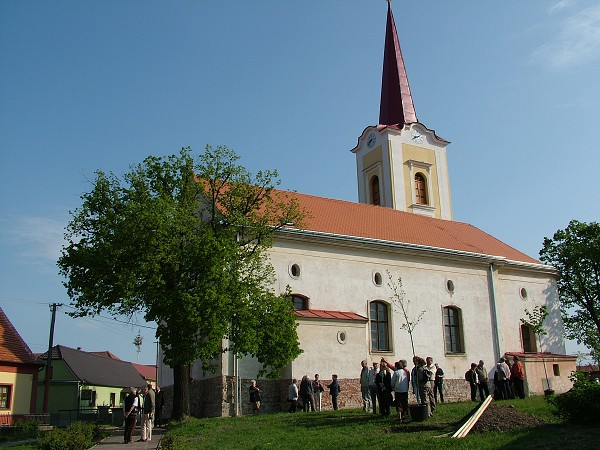 Sázení stromů - 2.5.2009