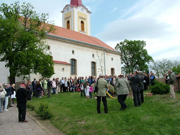 Sázení stromů - 2.5.2009