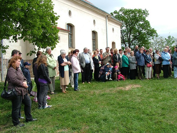 Sázení stromů - 2.5.2009