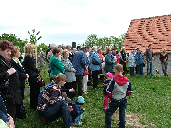 Sázení stromů - 2.5.2009