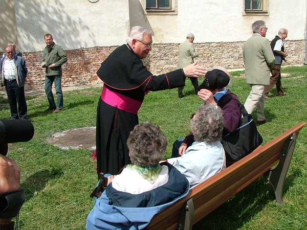 Sázení stromů - 2.5.2009