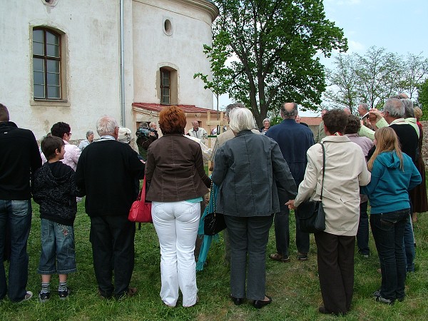 Sázení stromů - 2.5.2009