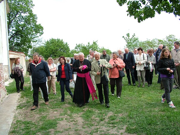 Sázení stromů - 2.5.2009