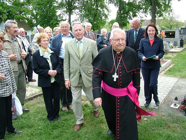 Sázení stromů - 2.5.2009