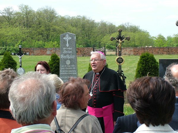 Sázení stromů - 2.5.2009