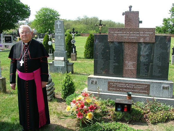 Sázení stromů - 2.5.2009