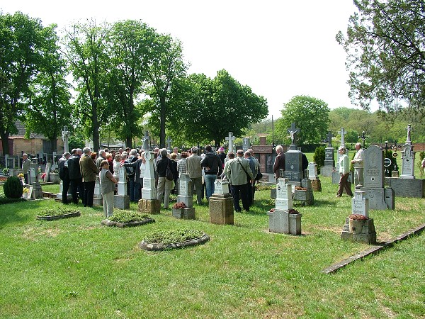 Sázení stromů - 2.5.2009