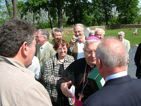 Sázení stromů - 2.5.2009