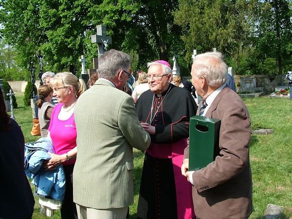 Sázení stromů - 2.5.2009