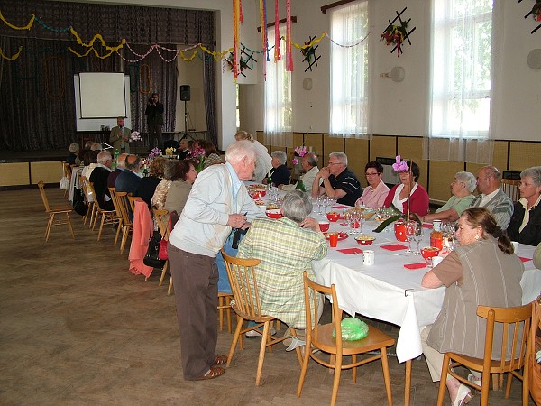 Sázení stromů - 2.5.2009