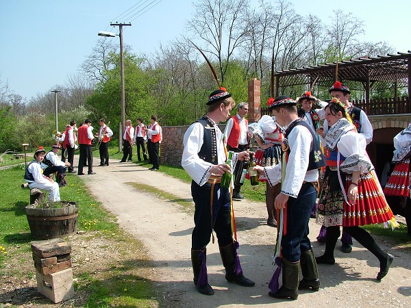 Krojované hody - sobota 24.4.20010