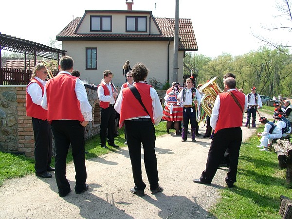 Krojované hody - sobota 24.4.20010