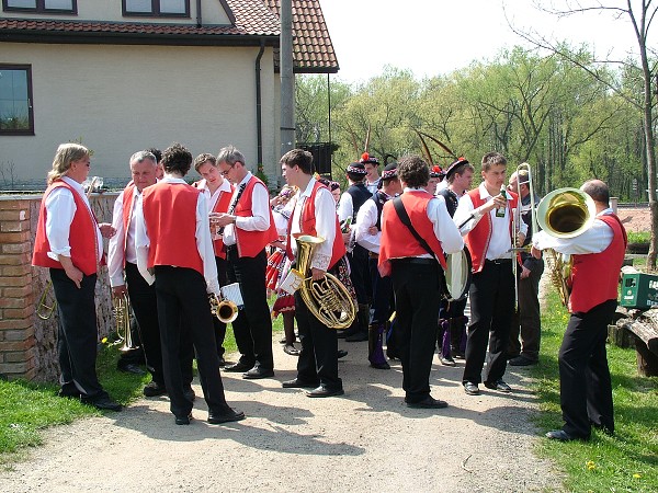 Krojované hody - sobota 24.4.20010